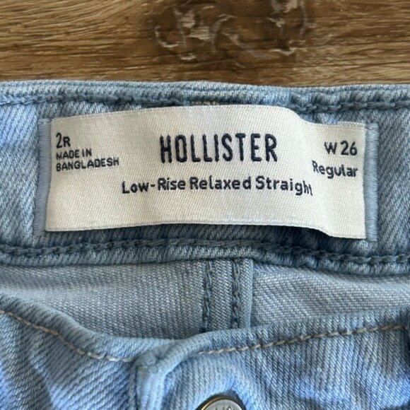 Hollister Sz 2R Strawberry Embroidered Low Rise Relaxed Straight Jeans - Picture 7 of 16